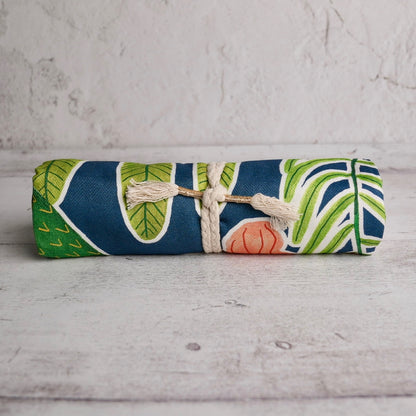 Abaco Gift Box with Towel & Water Bottle(Option D)