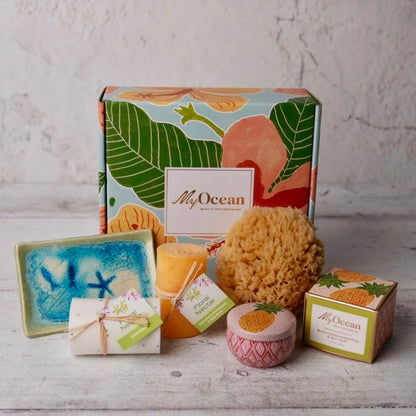 Hibiscus Flower Gift Box (Option B)