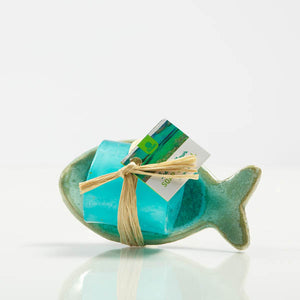 
            
                Load image into Gallery viewer, SHALLOWS CITRUS &amp;amp; SEAWEED BODY SOAP SCROLL ON STUDIO CERAMIC FISH SOAP DISH
            
        